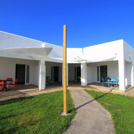 Ishel Trafalgar Zahora Exterior foto