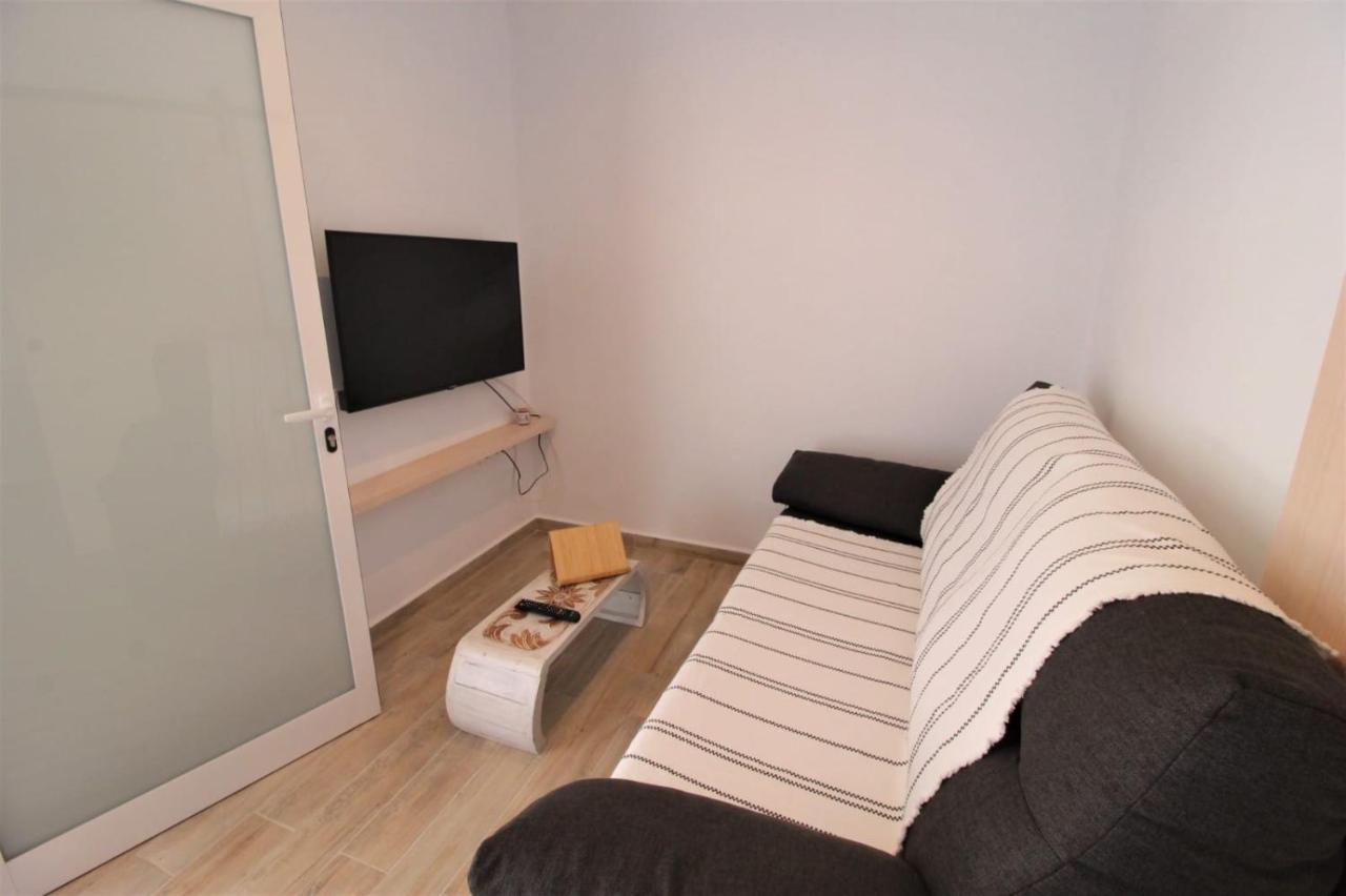 Ishel Trafalgar Apartment Zahora